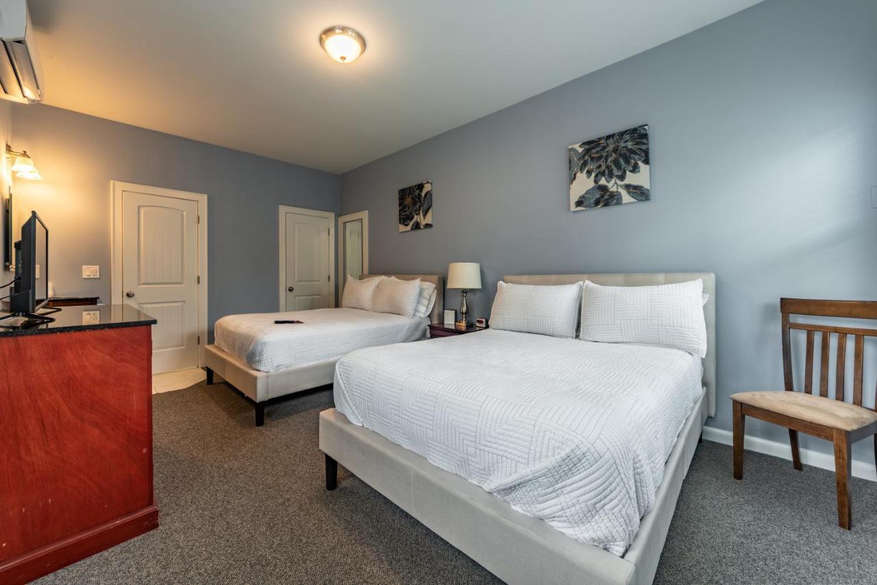 Homestead Inn New Milford Экстерьер фото
